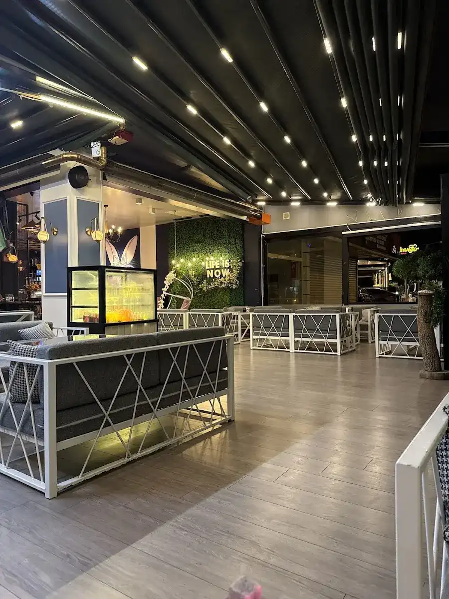 Lucca Lounge Adana