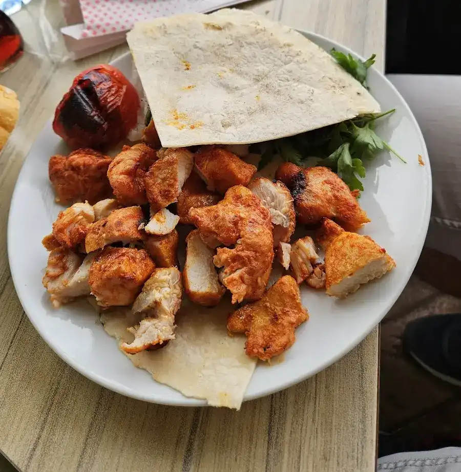 Nebioğlu Et -Balık Restoran Çay Bahçesi Petrol Ofisi Çay- Afyon fotoğraf 2