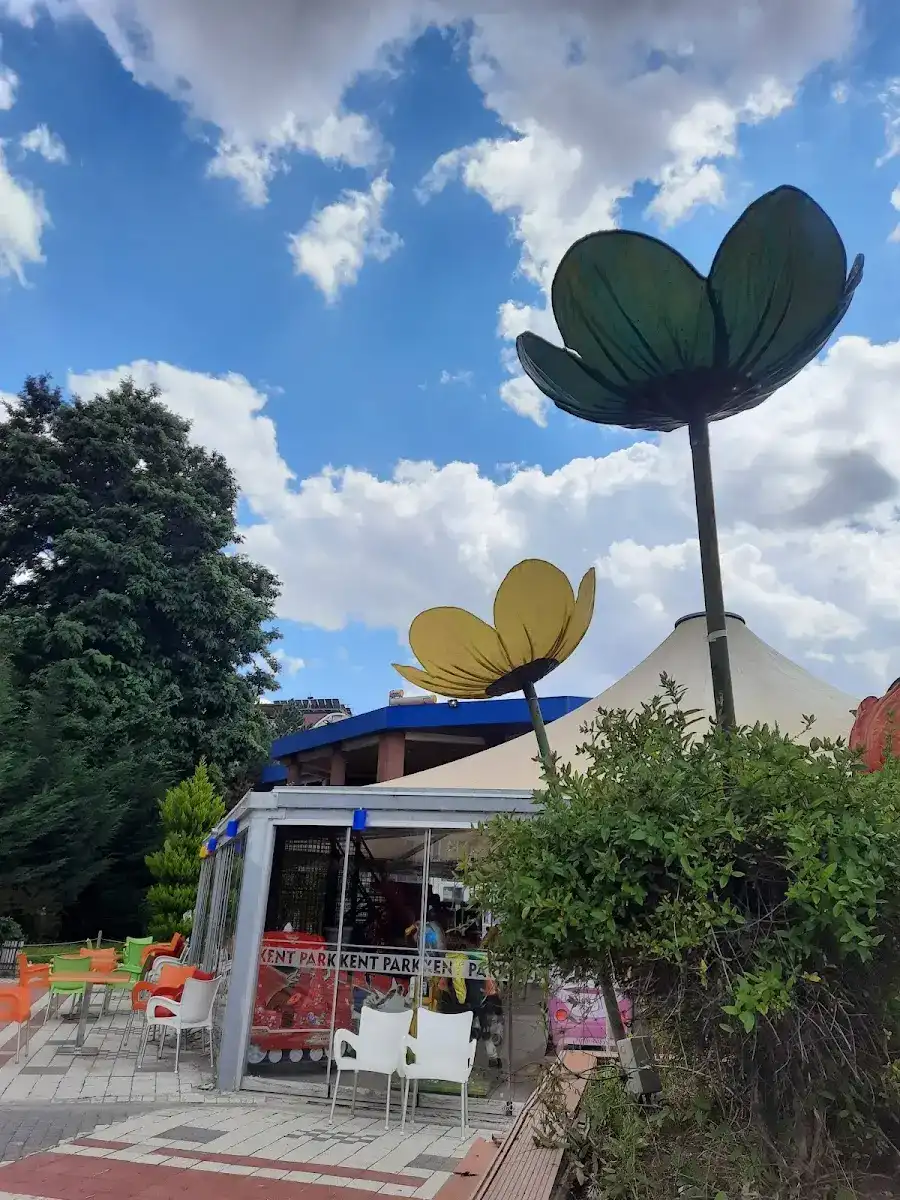Sandıklı Belediyesi Sosyal Tesisleri Kent Park fotoğraf 3