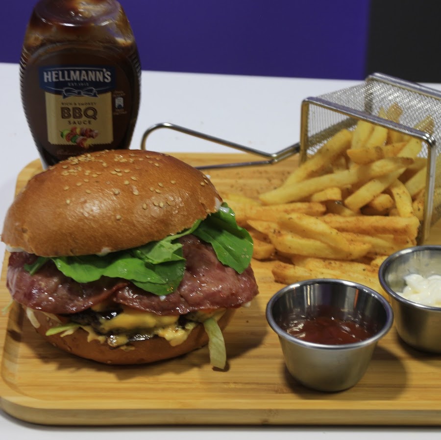 CARTMAN BURGER fotoğraf 3