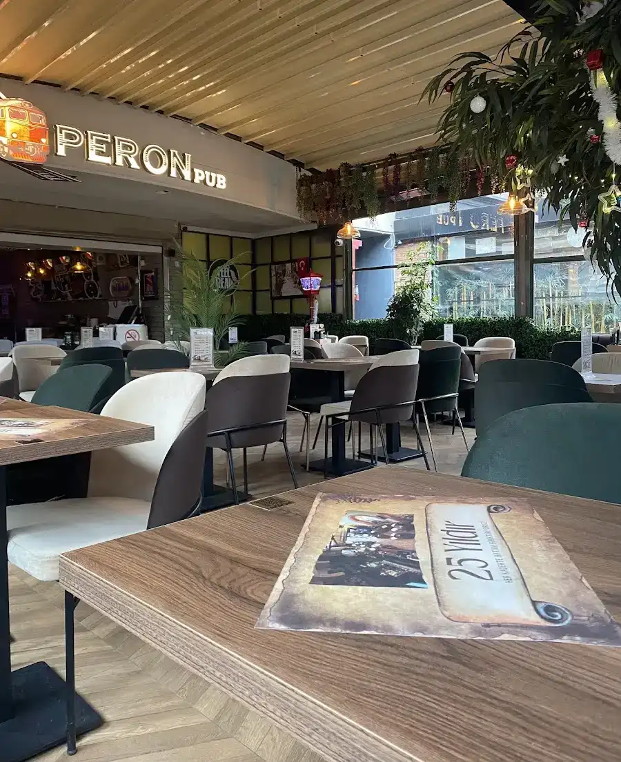 Peron Pub