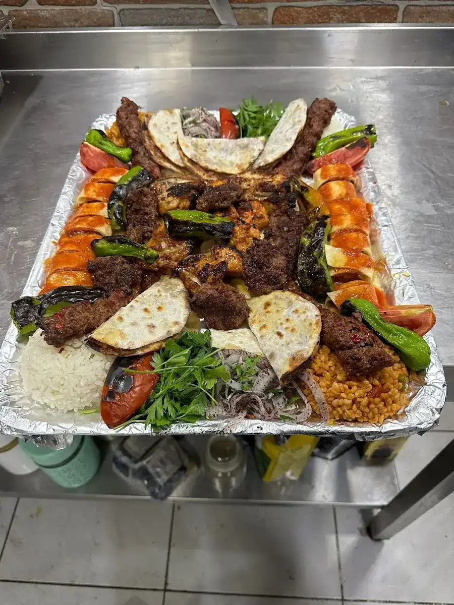 Damak Pide-Kebap-Döner-Sulu Yemek fotoğraf 2