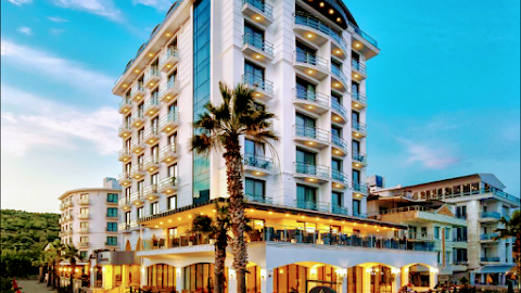 Ayvalık Çınar Hotel