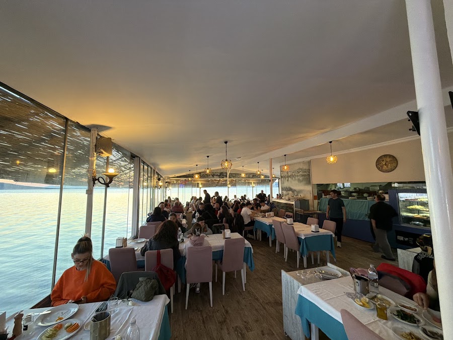 Ayvalık Şehir Kulübü Yörük Mehmet'in Yeri fotoğraf 3