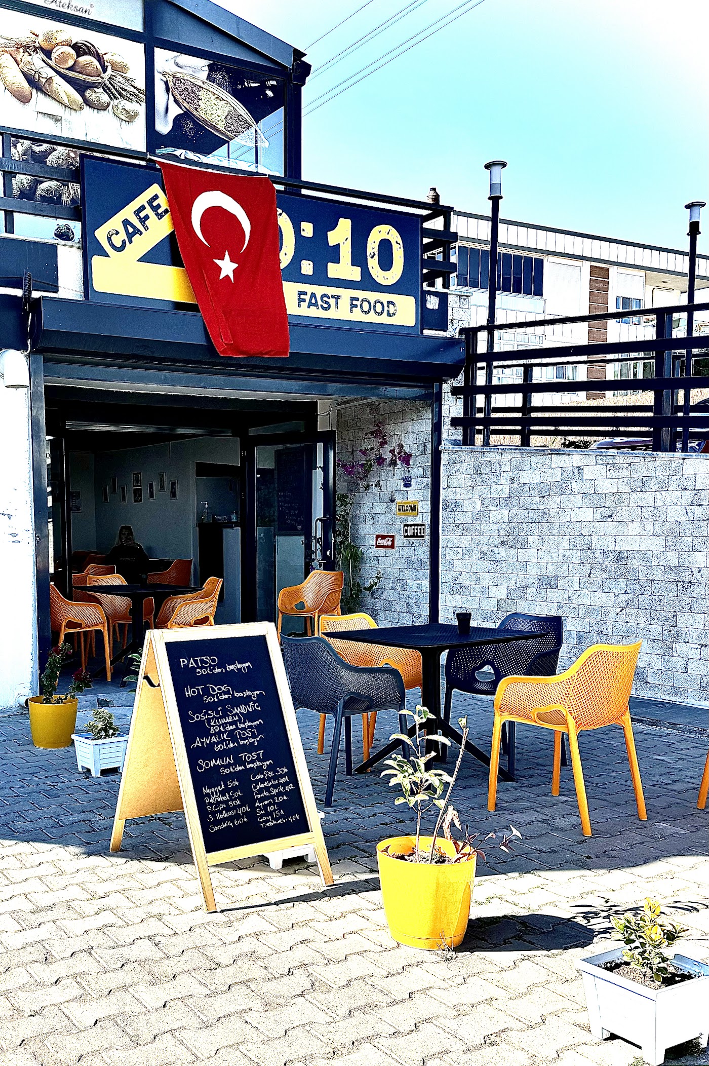 Cafe No.:10
