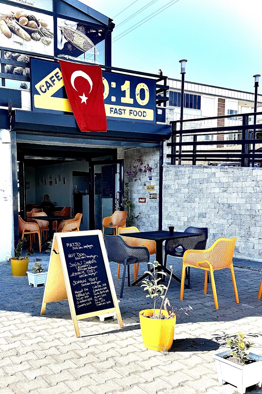 Cafe No.:10