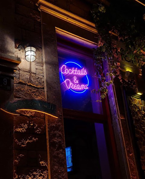 Cielo Food &Cocktail