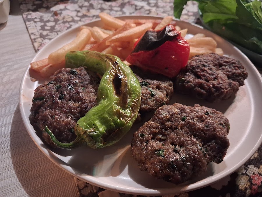 Ela Meyhane fotoğraf 3