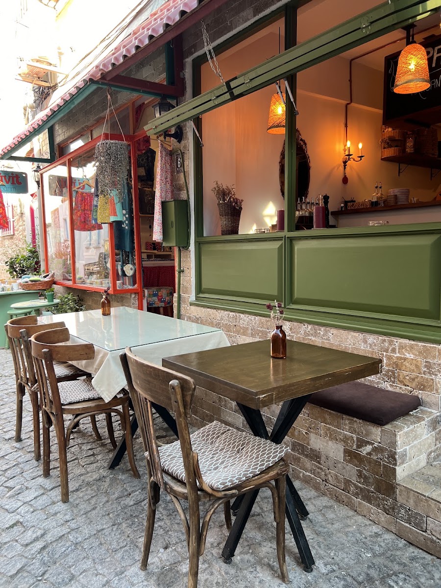 Pizzeria Pazza
