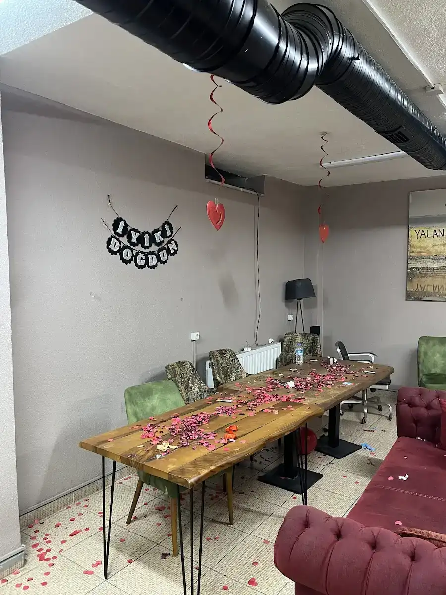 ADA LOUNGE