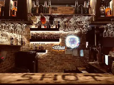 SHOT PUB