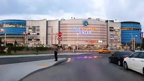 Kale Outlet Center