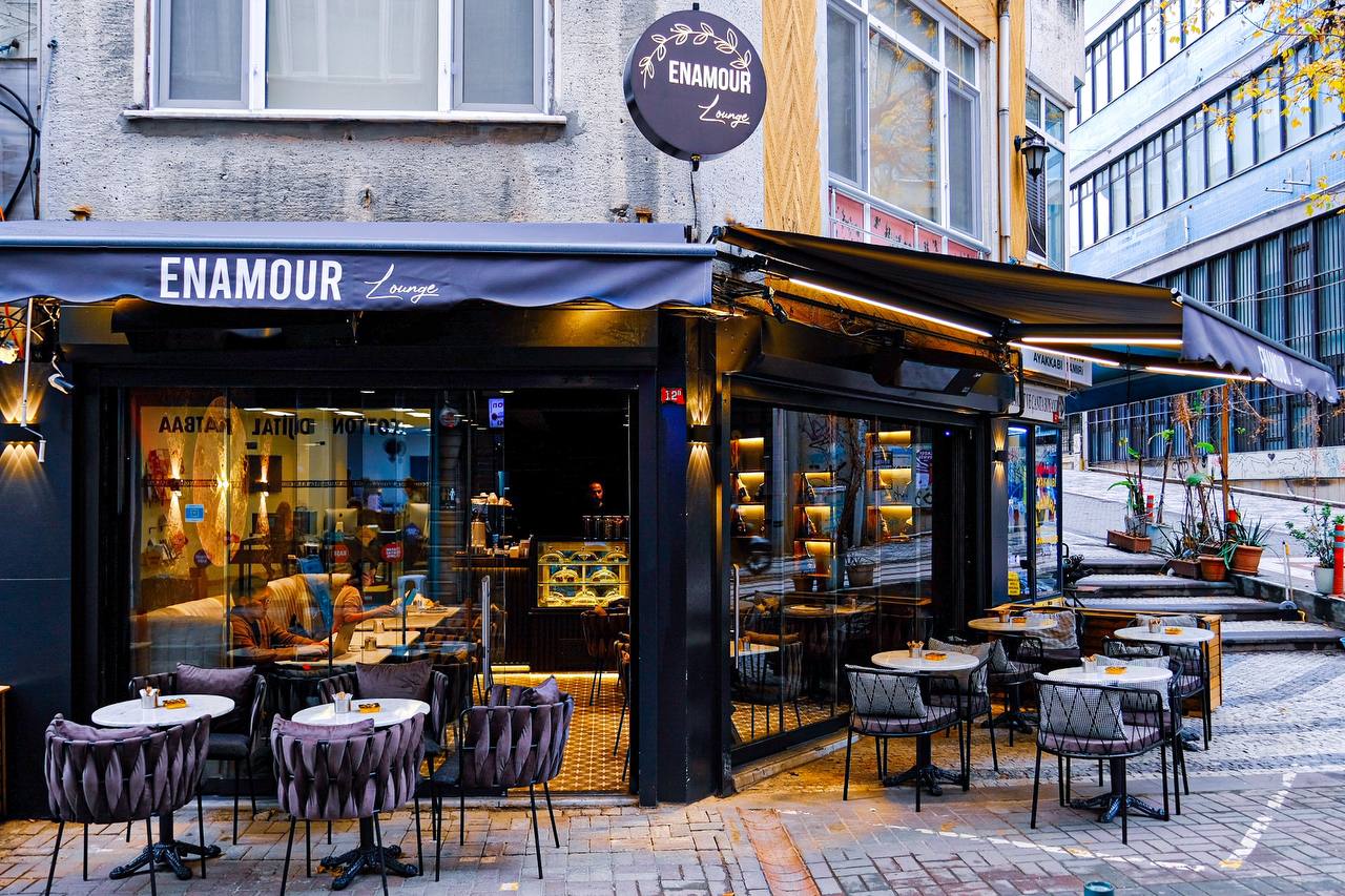 Enamour Lounge