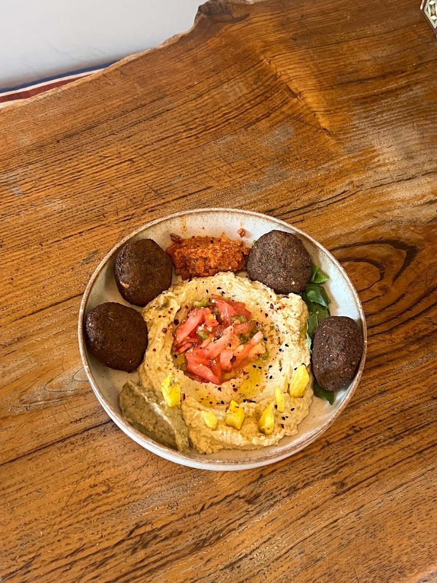 KEM KÜM Egyptian Vegan Restaurant Moda Kadıköy Istanbul fotoğraf 3