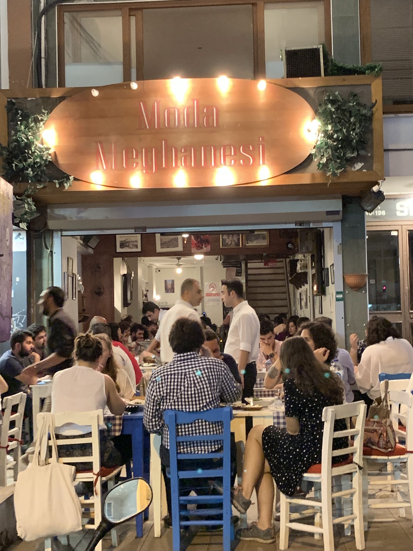 Moda Meyhanesi