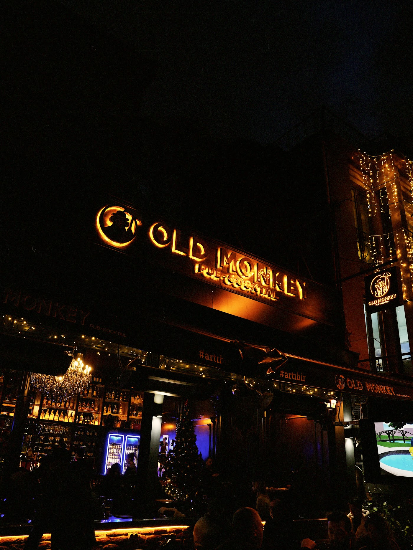 Old Monkey Pub