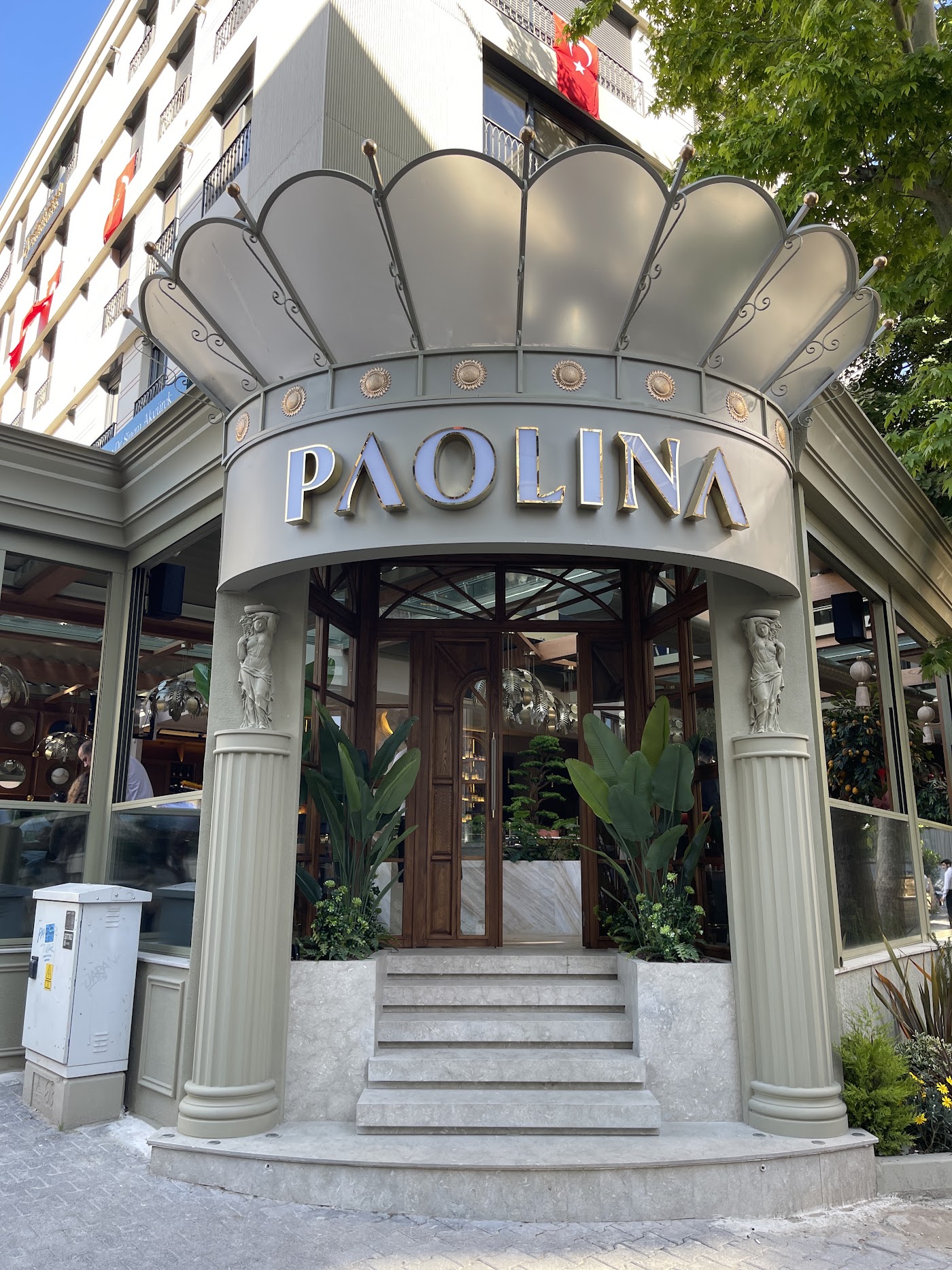 Paolina