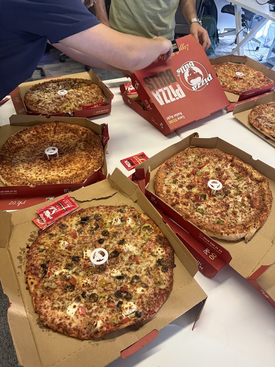 Pizzabulls Göztepe - Kadiköy fotoğraf 2