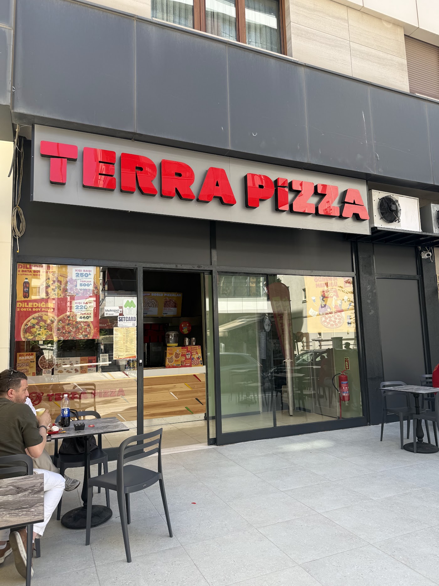 Terra Pizza - İstanbul (Kadıköy Feneryolu)