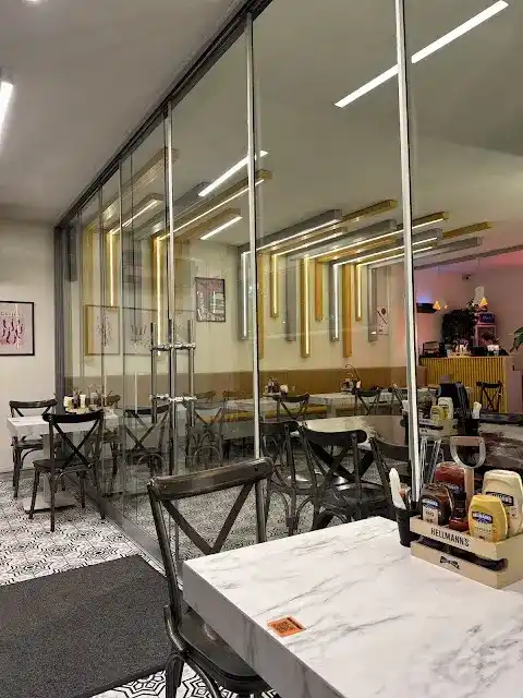 Burger Zoom Kağıthane