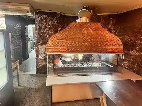 Meyhane-i Ara