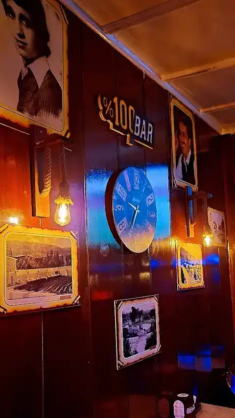 Küçük Ev Birahanesi