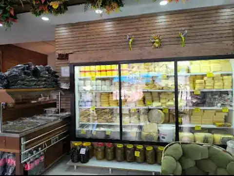 Mabika şarküteri ve kahvaltı salonu